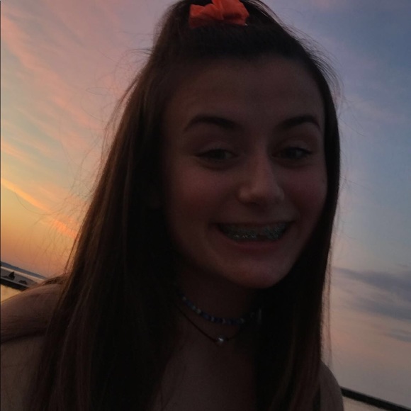 Meet your Posher, Natalie - Picture 1 of 1